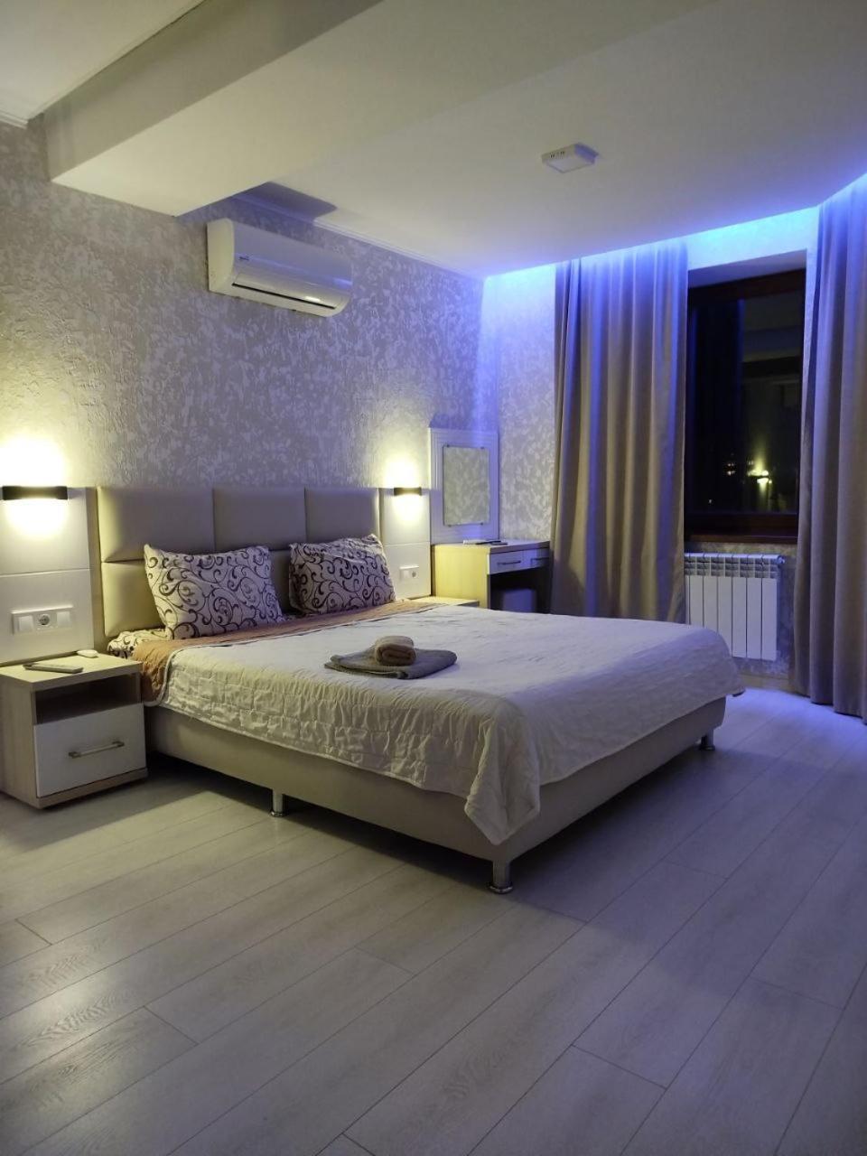 Apart-Hotel Sky Южное Экстерьер фото